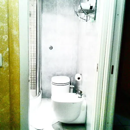 Daniel's Guest house 3*